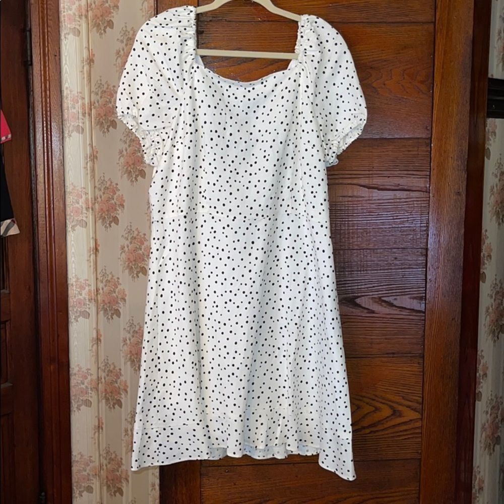 New LOFT white with black dots dress